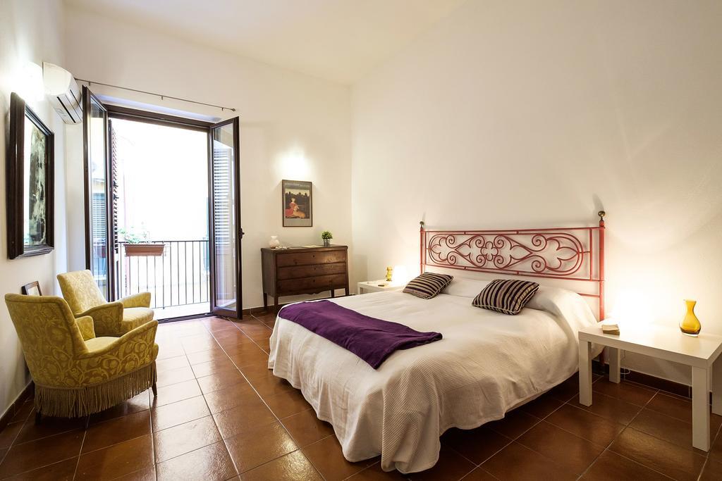 At Kalsa Quiet Flowered Terrace! Free Parking! Ideal For Remote Working! Palermo Exterior foto